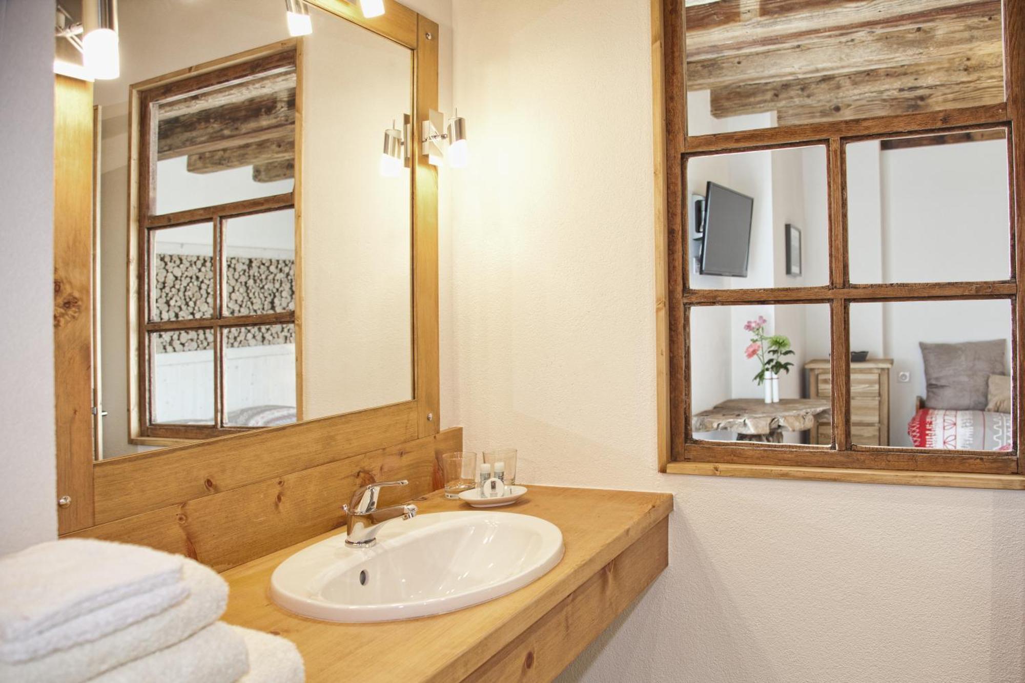 Chambres D'Hotes La Grangelitte Doussard Room photo